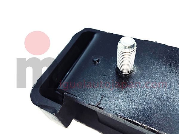Engine mount for Nissan Cabstar and Atleon BD30 from 1998-2006
