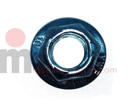 8 Muttern für Nissan Cabstar Auspuffkrümmerbolzen