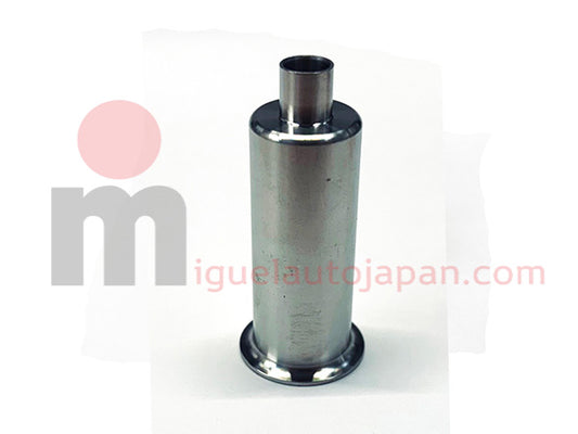 Injector sleeve for Nissan Atleon B440