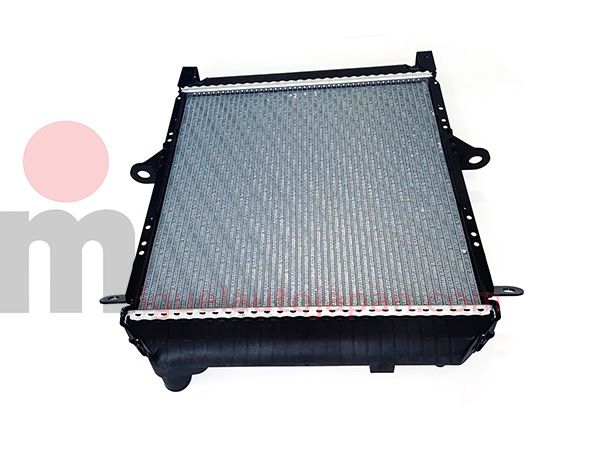 Radiador metálico de refrigeración para Nissan Atleon 1999-2006
