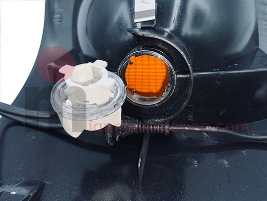 Front right turn signal light for Atleon