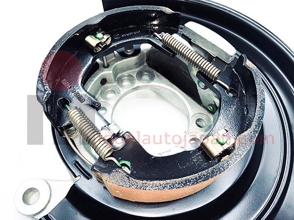 Plato de freno mano trasero derecho para Nissan Atleon 2000-2010