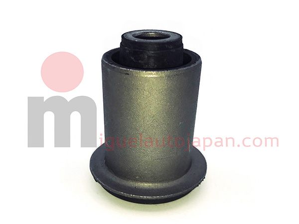 Silenbloc de trapecio inferior Nissan Cabstar
