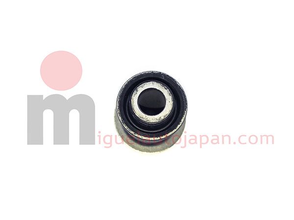 Silenbloc de trapecio inferior Nissan Cabstar