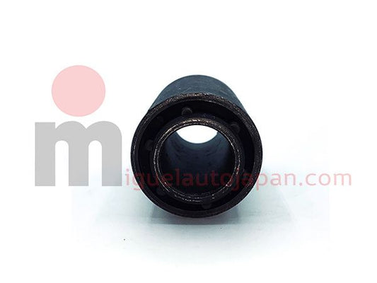 Rear leaf spring bushing for Nissan Cabstar