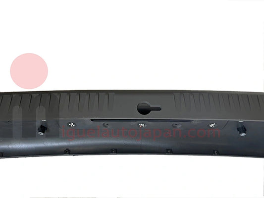 Pare-chocs avant pour Nissan Atleon de 1999 à 2006