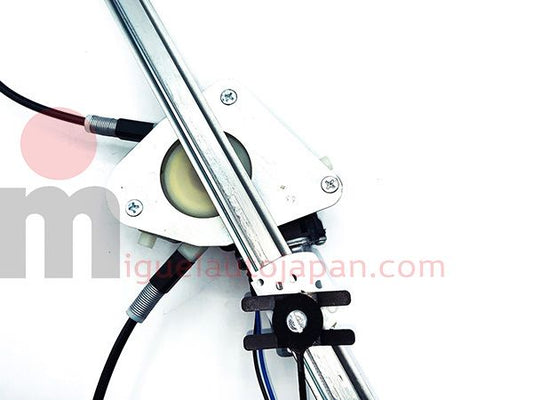 Left window regulator Nissan Atleon 24v 2000-2013