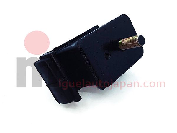 Soporte de motor parte delantera Mitsubishi Canter