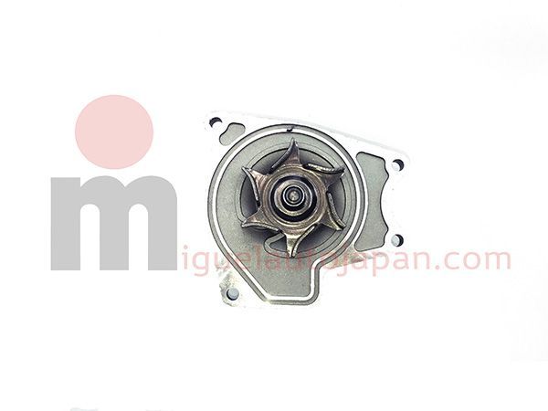 Bomba de agua Mitsubishi Canter 4M40