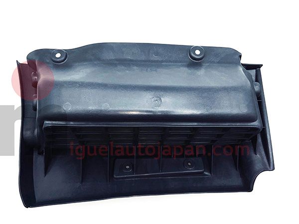 Estribo pisadera izquierda Mitsubishi Canter 2005-2011 7 agujeros