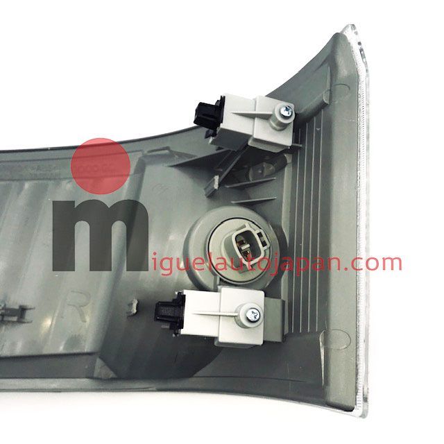 Piloto intermitente delantero derecho Mitsubishi Canter (4 puntas)
