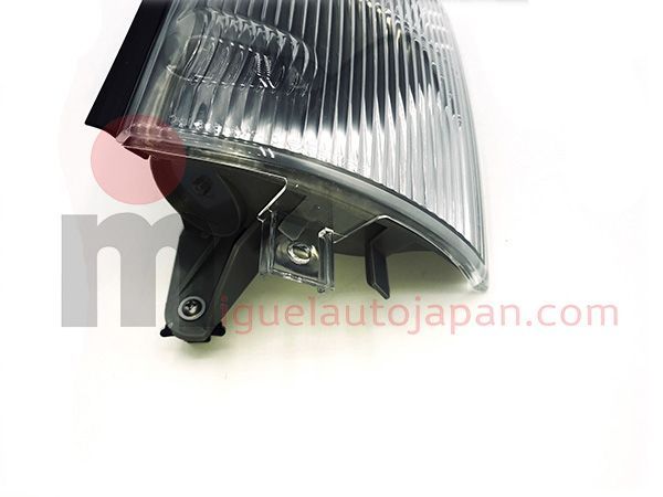 Tulipa lateral derecho Mitsubishi Canter