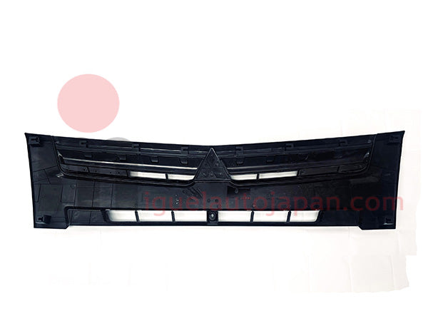 Mitsubishi Fuso front grille from 2011 (wide cab)