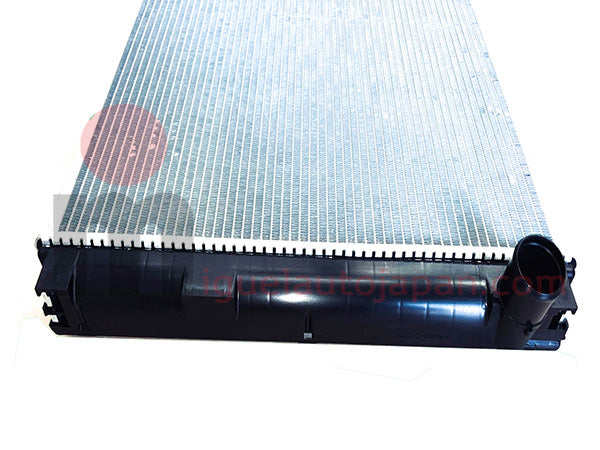 Radiador de agua para Canter FE84B - FE85B 2005 a 2009