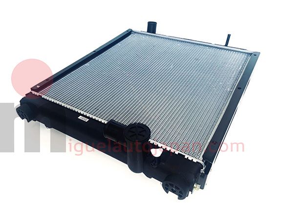 Radiador para Mitsubishi Fuso a partir de 2011(cambio automatico)