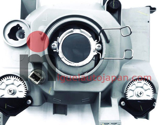 Right front headlight Mitsubishi Fuso from 2011