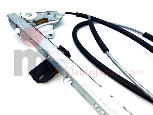 Elevalunas izquierdo para Mitsubishi Canter a partir de 2005 / Ref: MX934809 / MK488225 / MK581271