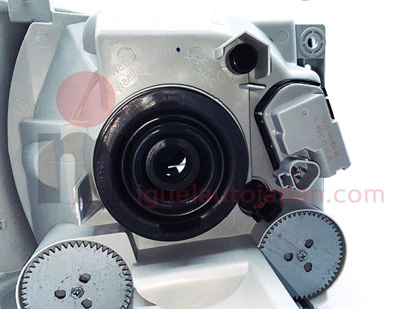 Faro delantero izquierdo Isuzu NPR-NQR-NLR