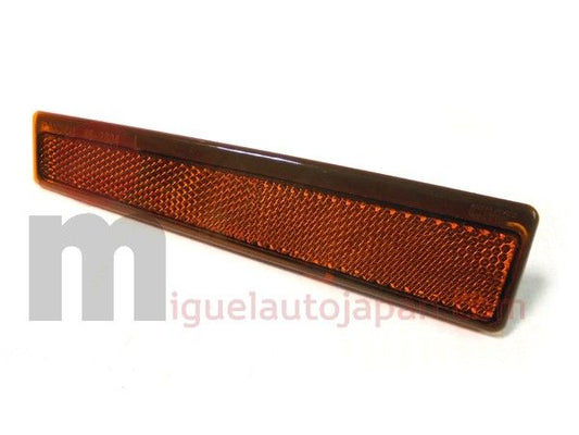 Mitsubishi Canter left door reflector