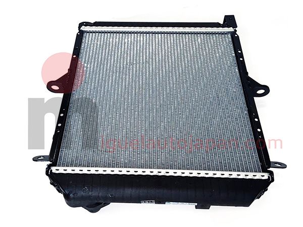 Radiador de refrigeracion metalico Nissan Cabstar 1999-2006 ref 214009x202