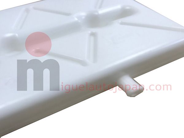 Depósito de expansión Nissan Cabstar y Atleon 1999-2012 - Ref: 21710-9X400 / 217109X400