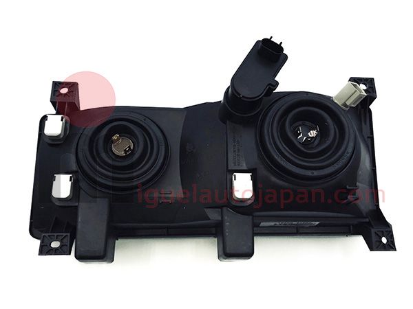 Faro derecho para Nissan Atleon 2000-2006