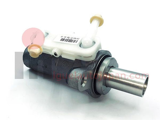Bomba de freno para Nissan Cabstar F24 YD25  2006-2012