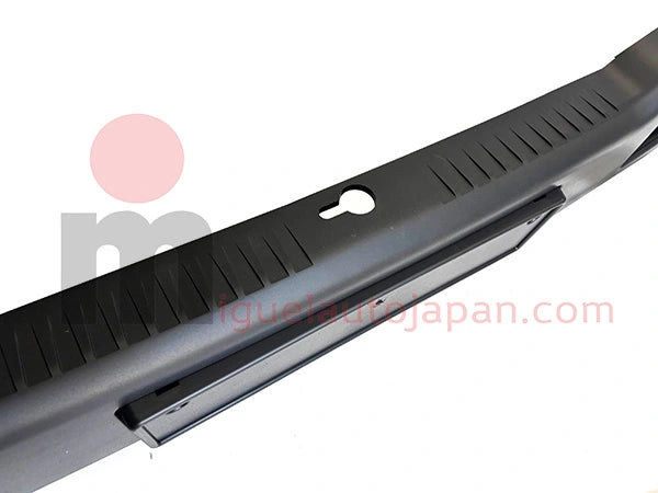 Paragolpes delantero para Nissan Atleon a partir del 2006