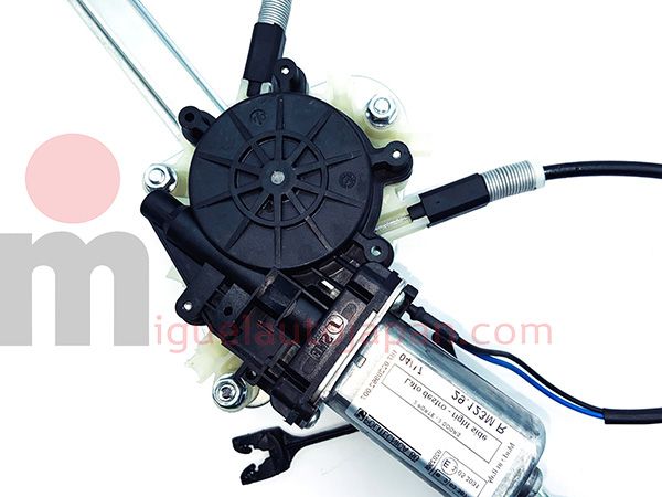 Elevalunas izquierdo Nissan Atleon 24v 2000-2013