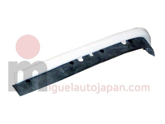 Moldura frontal izquierda Isuzu NPR70-NQR70