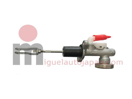 Bomba de embrague para Nissan Cabstar YD25