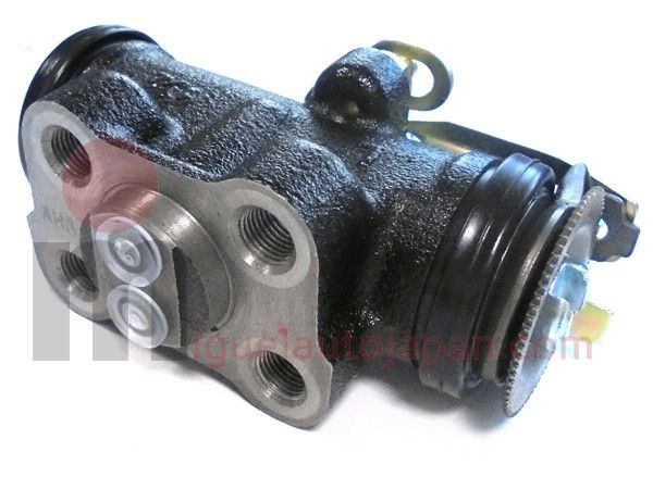 Rear brake cylinder LH Mitsubishi Canter