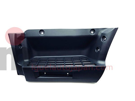 Estribo pisadera izquierda Mitsubishi Canter 2005-2011 7 agujeros