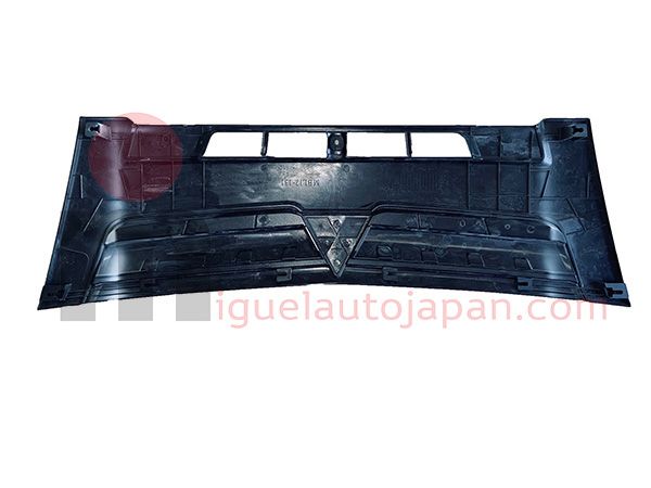 Rejilla frontal de radiador Mitsubishi Fuso a partir de 2011 (cabina estrecha)