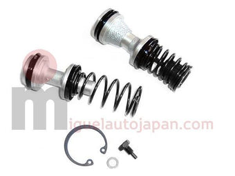 compare product Juego reparación bomba de freno Mitsubishi Canter