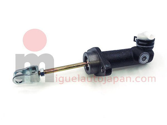 Pompe d'embrayage Mitsubishi Canter