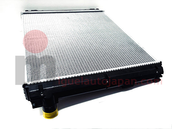 Radiador para Mitsubishi Canter