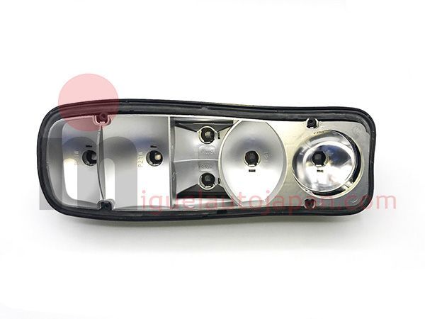 Piloto de freno trasero derecho Mitsubishi Canter ref 3000cc