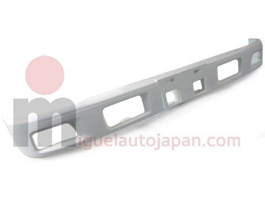 Paragolpes delantero Isuzu NLR 85 / NLR 87
