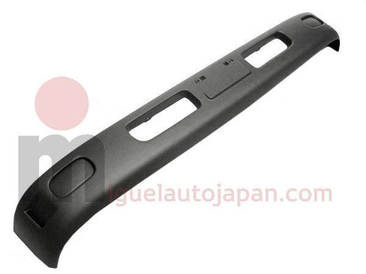 Paragolpes delantero Mitsubishi Canter 1996-2005