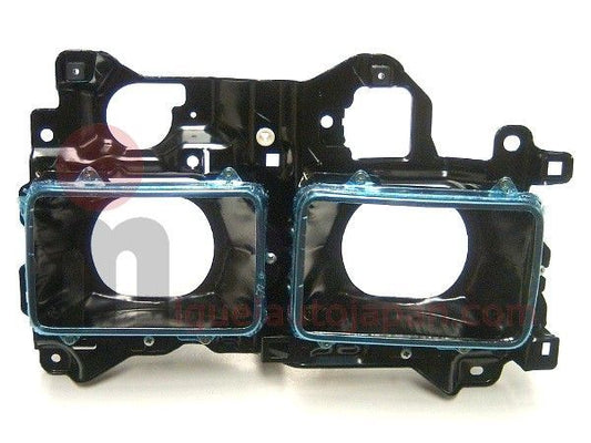 Soporte de faro izquierdo Mitsubishi Canter